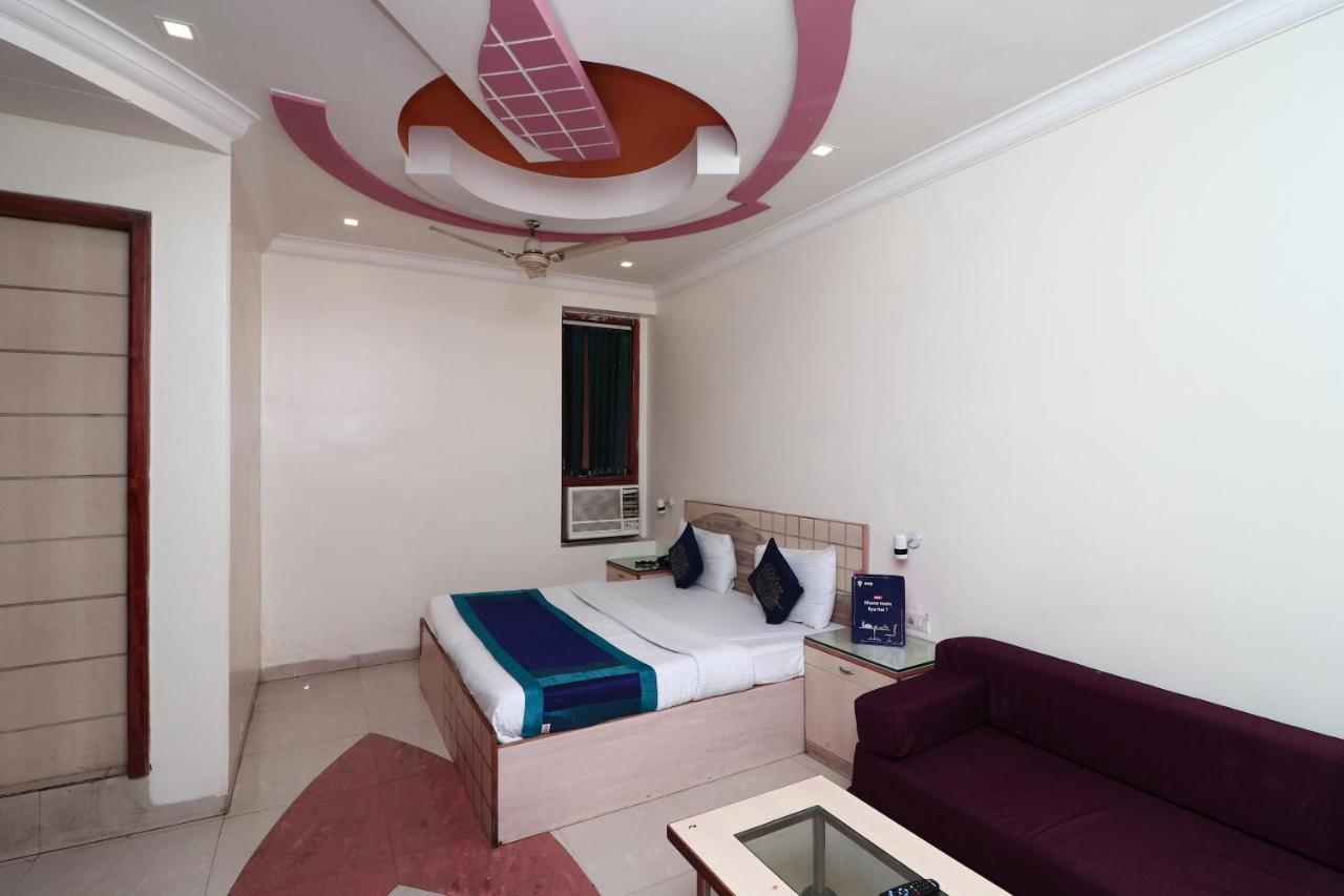 Hotel Deep Kanpur Exterior foto