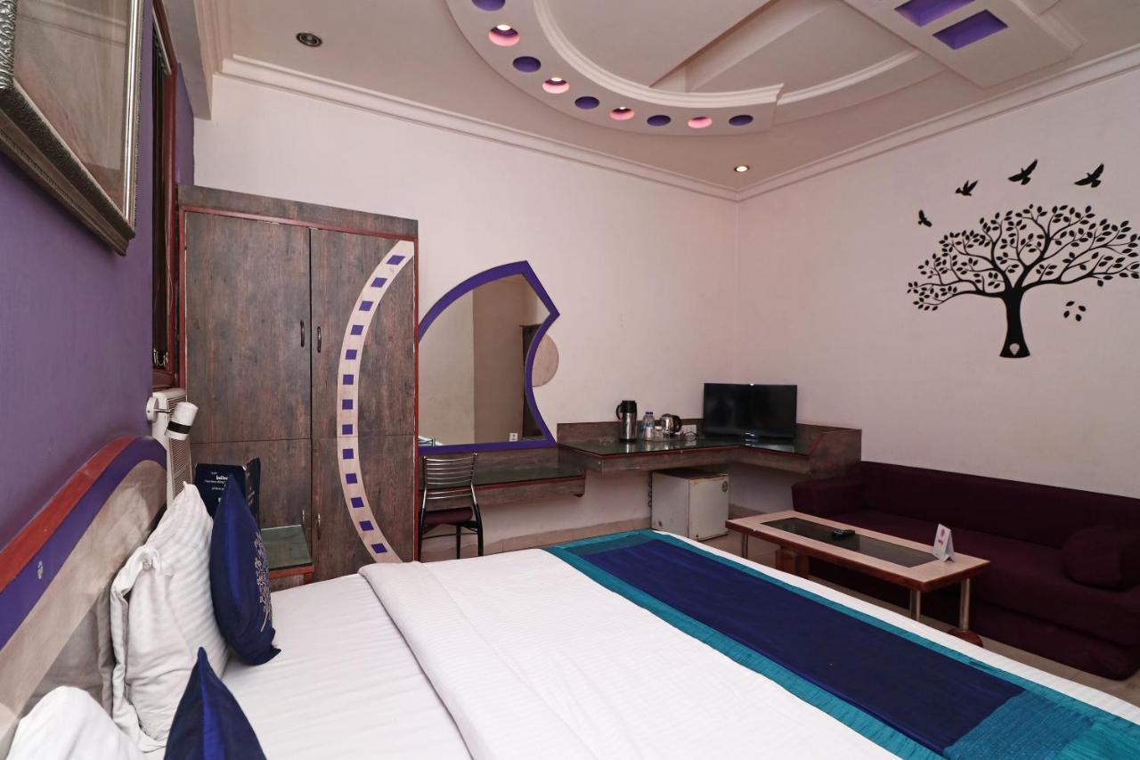Hotel Deep Kanpur Exterior foto