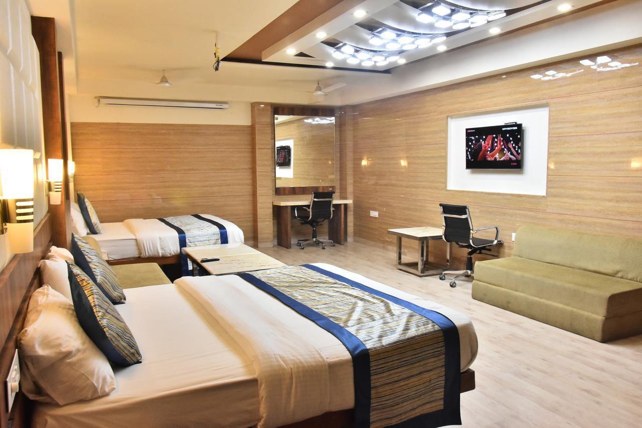 Hotel Deep Kanpur Exterior foto