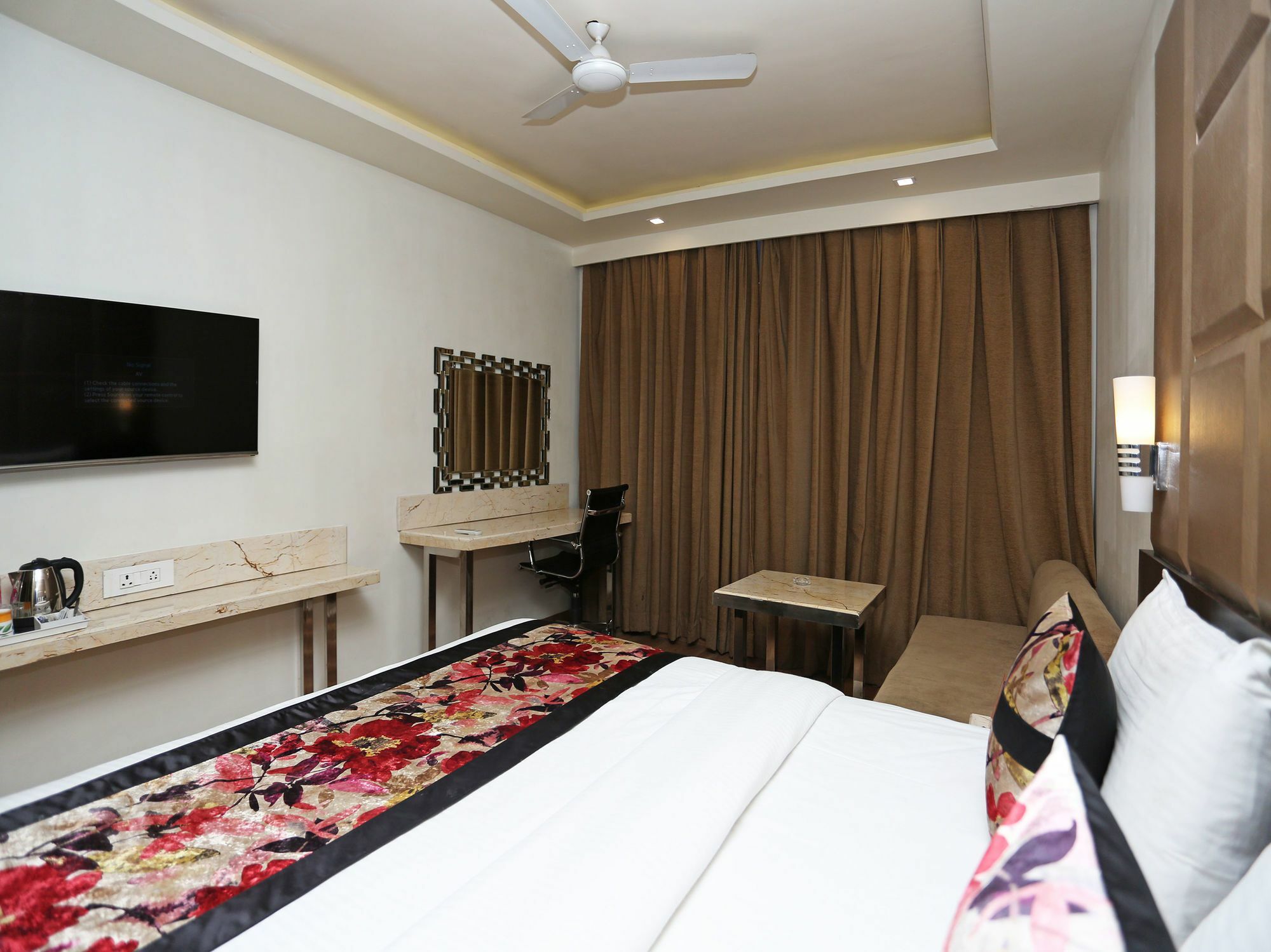 Hotel Deep Kanpur Exterior foto